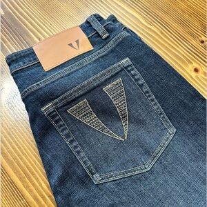 The Hero - Victory Jeans